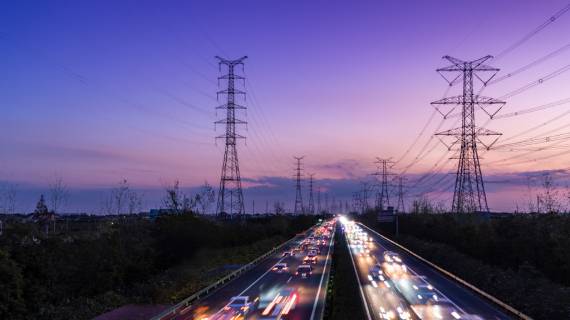 Will Electric Vehicles Break the Electric Grid?